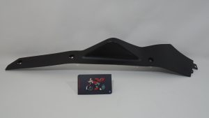 TAPA LATERAL DERECHA PARTE SUPERIOR CARENADO SUZUKI GSXR 1100 1993